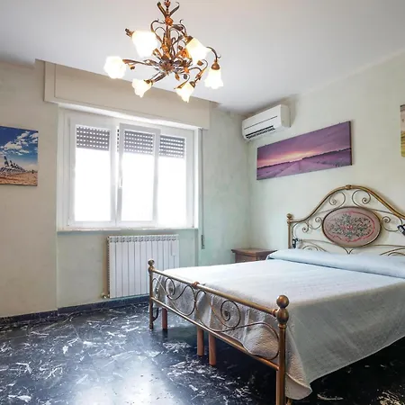 2 Bedroom Amazing In Corsanico-Bargecchia